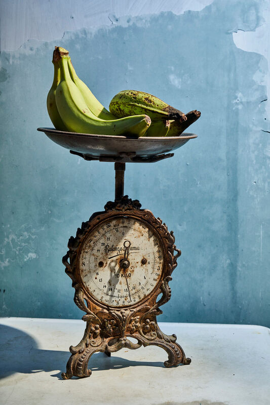 Colombiana by Mariana Velasquez