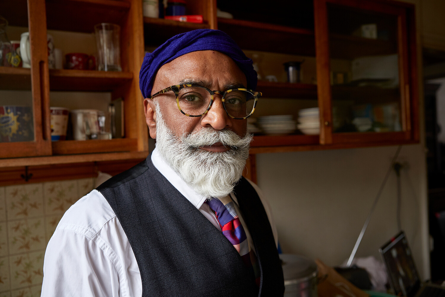 A Modest Living : Memoirs of a Cockney Sikh