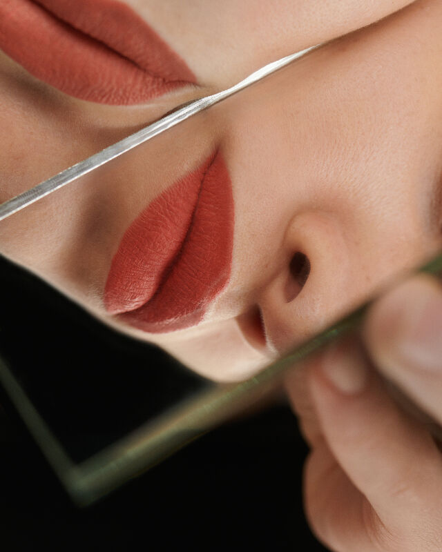 Iringó Demeter — Dries Van Noten Beauty