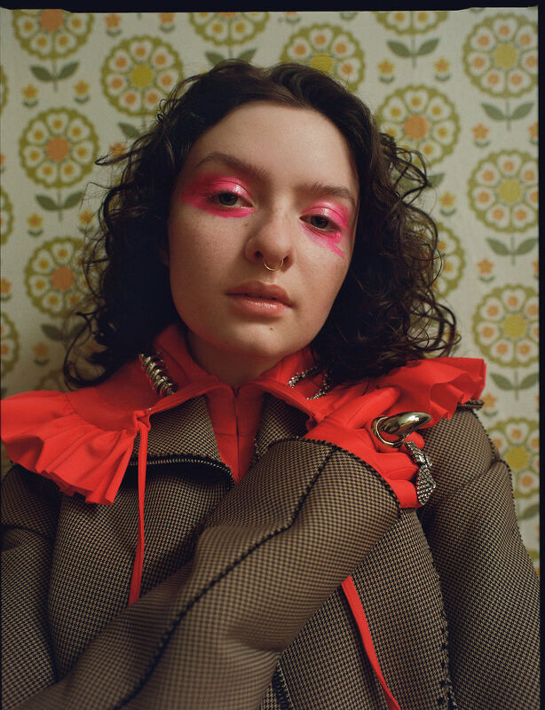 Lachlan Watson, Blanc