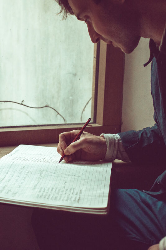 Harry & Sue Rich, Happify