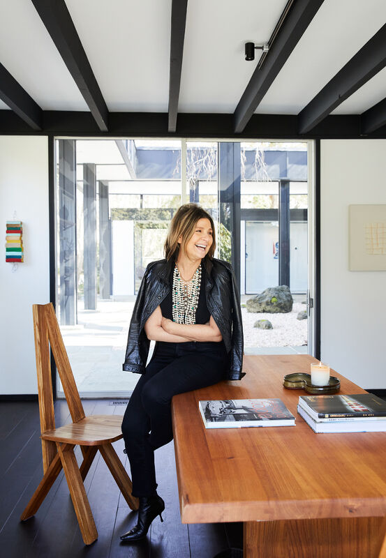 Onna House, Avenue Magazine