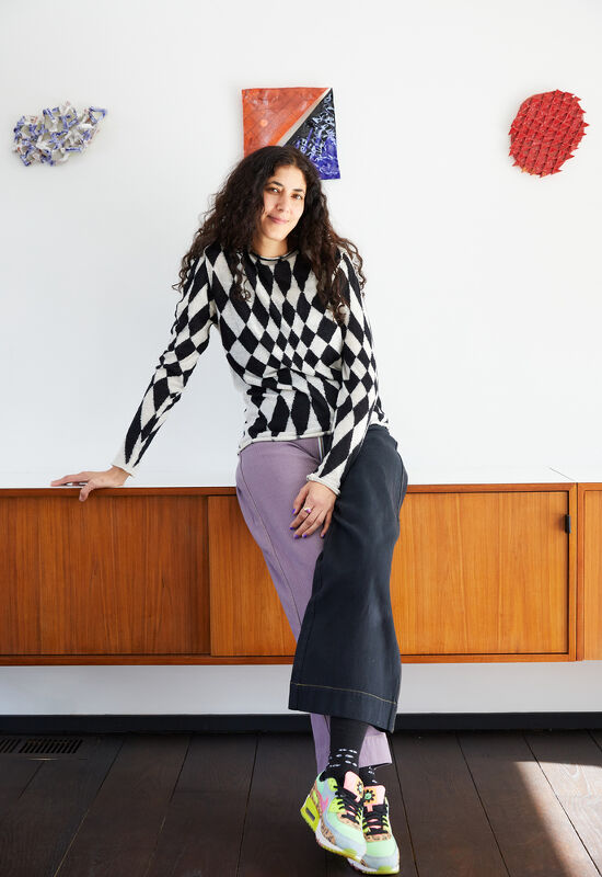 Onna House, Avenue Magazine