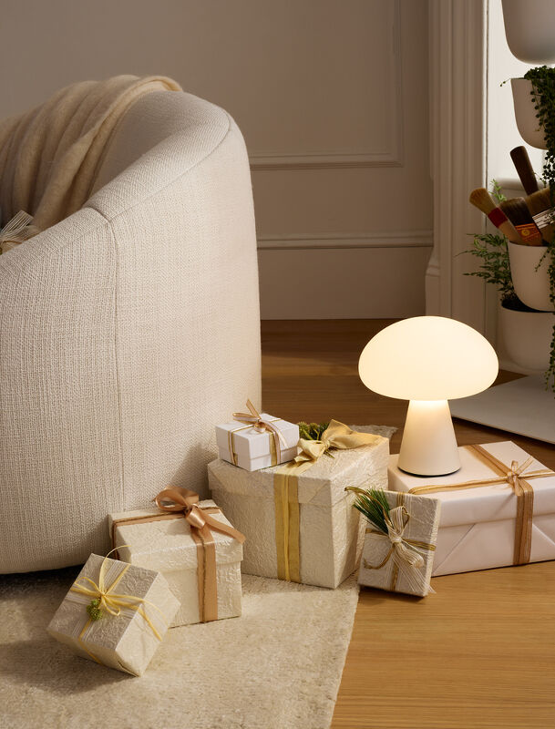 Design Within Reach – Holiday