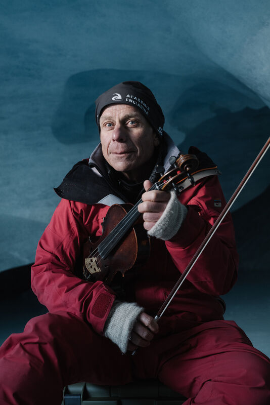  National Geographic, “Saving Glaciers”