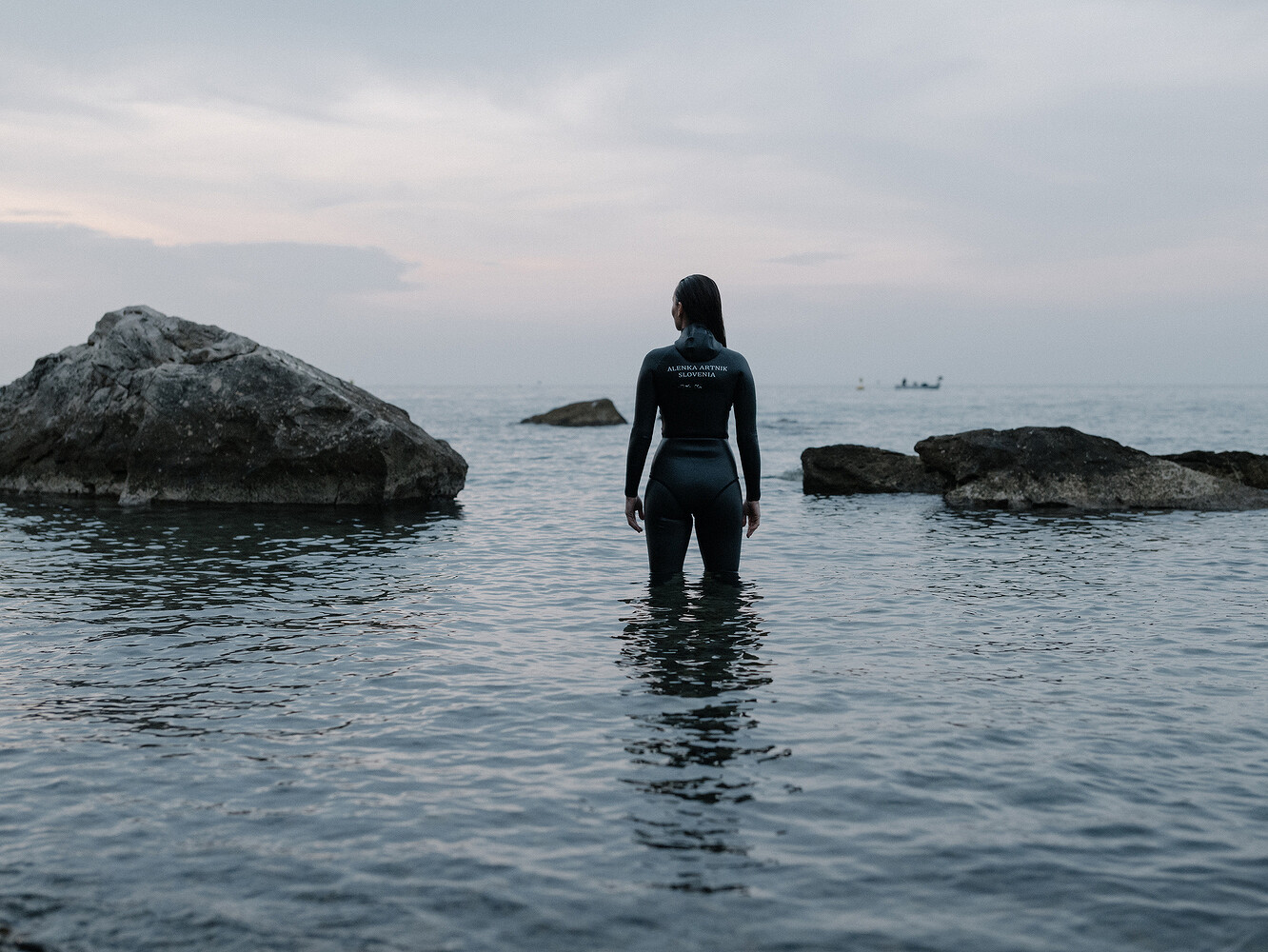 Feel Slovenia, “Freediver Alenka Artnik”