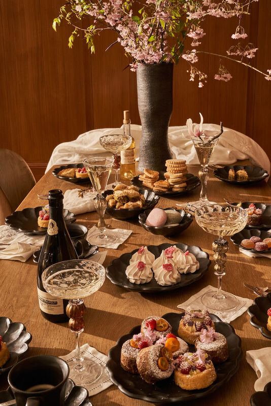 Roman and Williams Guild