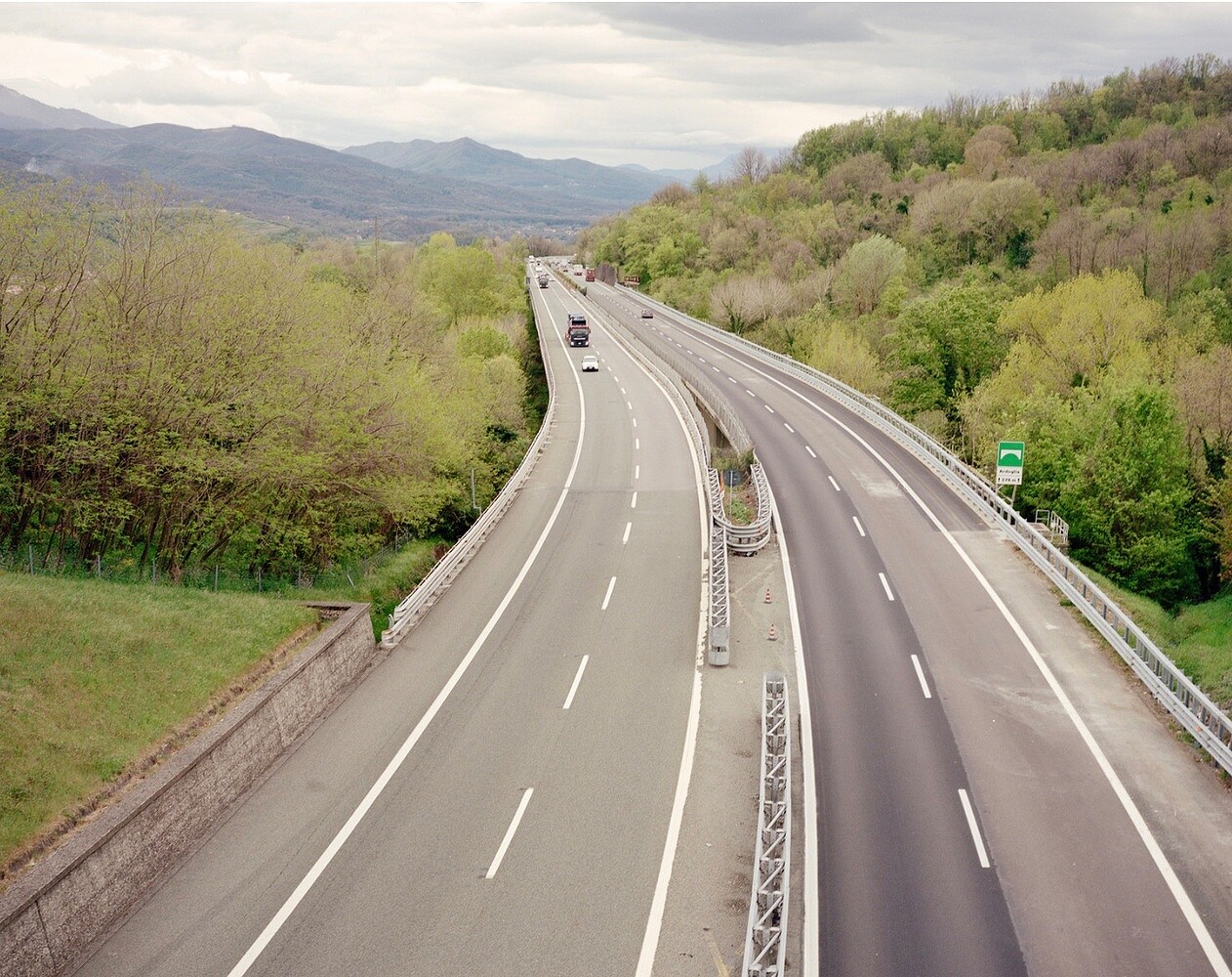 In Cerca della Retta Via