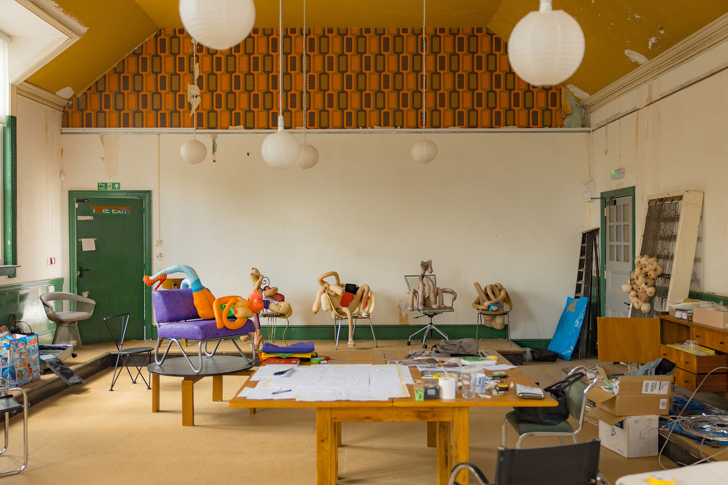 Sarah Lucas, Financial Times