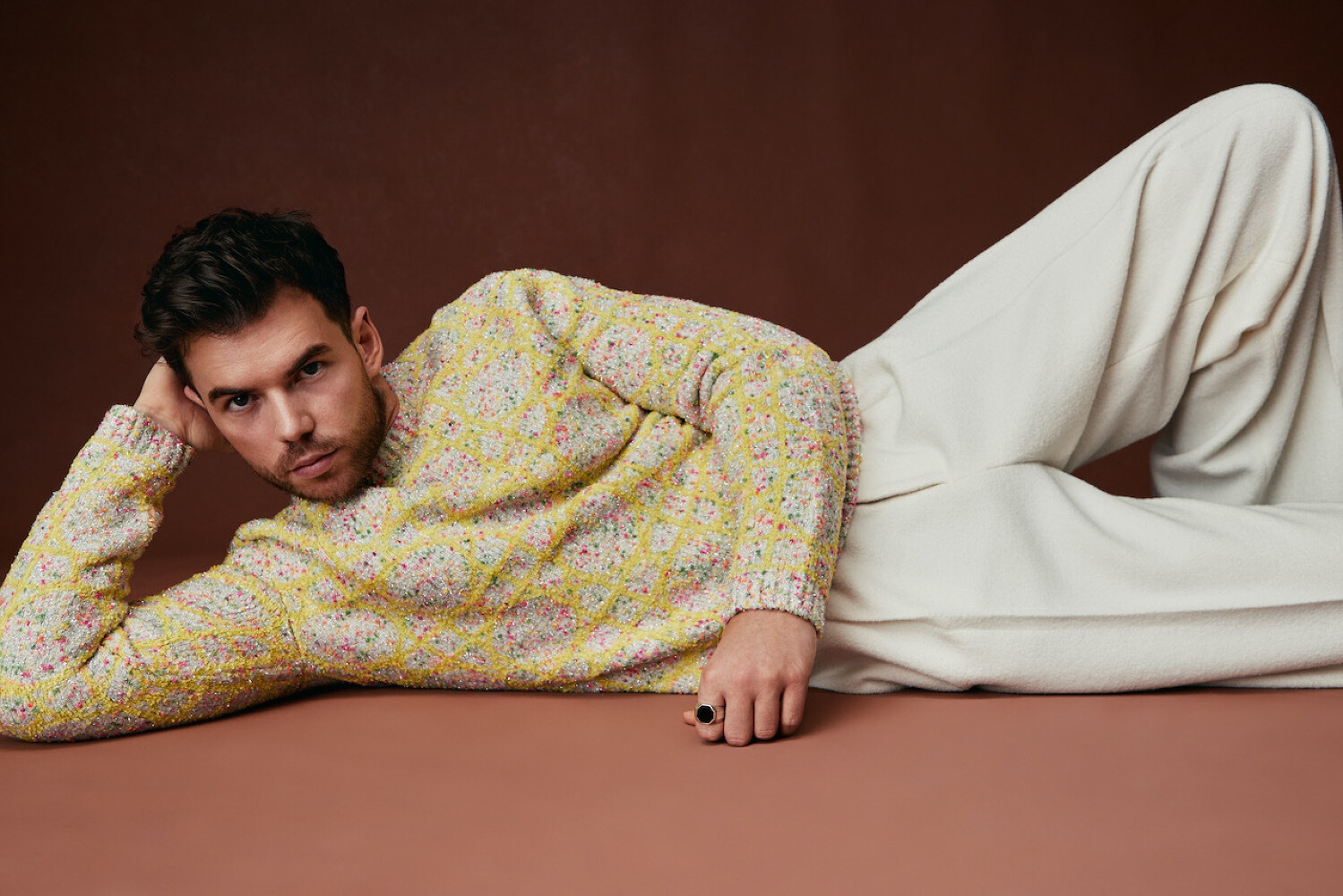 Bridgerton, Town & Country