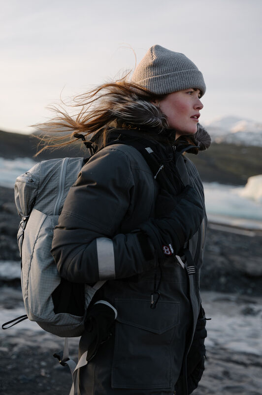 Leica, “In a Land of Extremes”