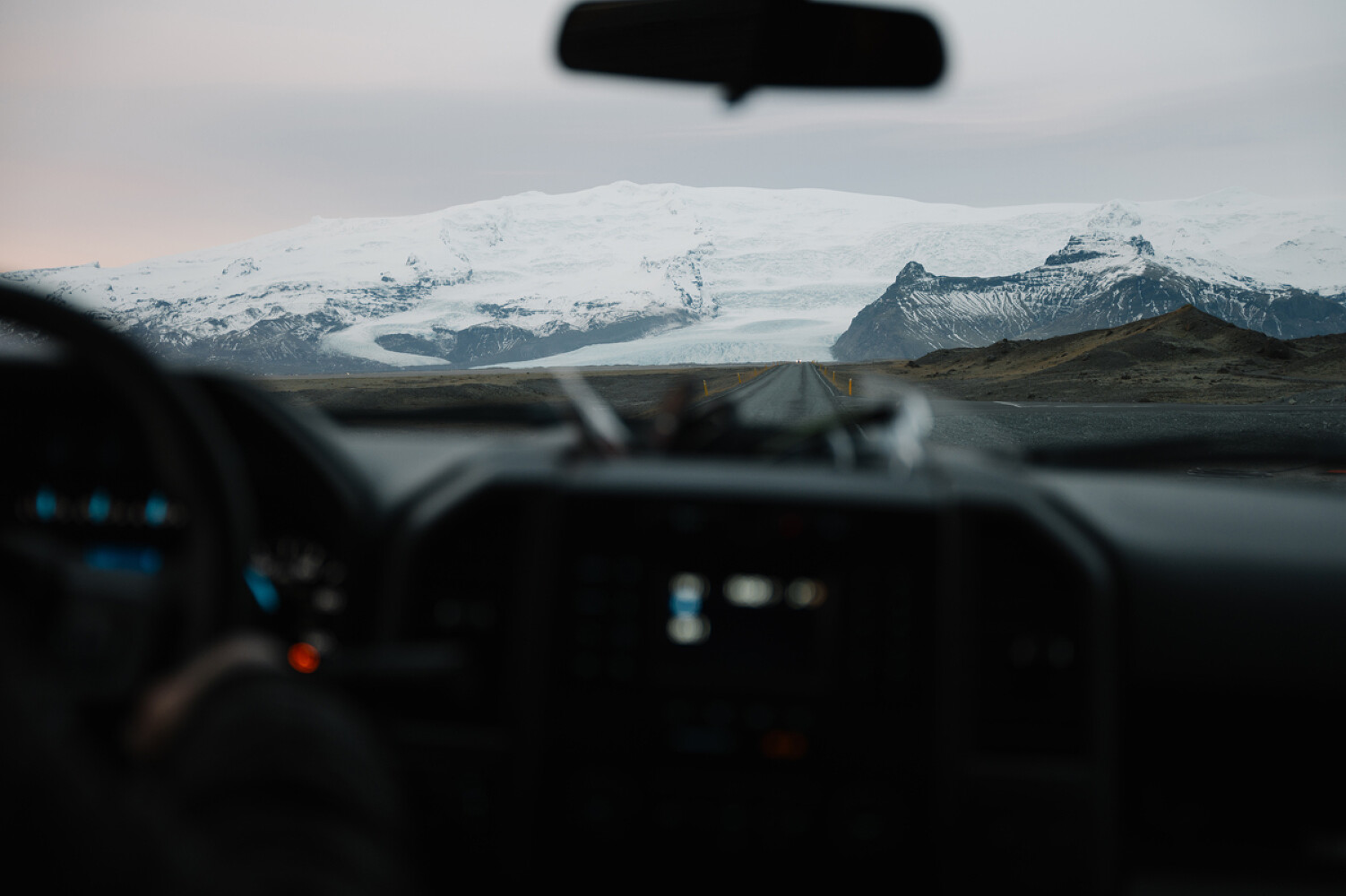 Leica, “In a Land of Extremes”