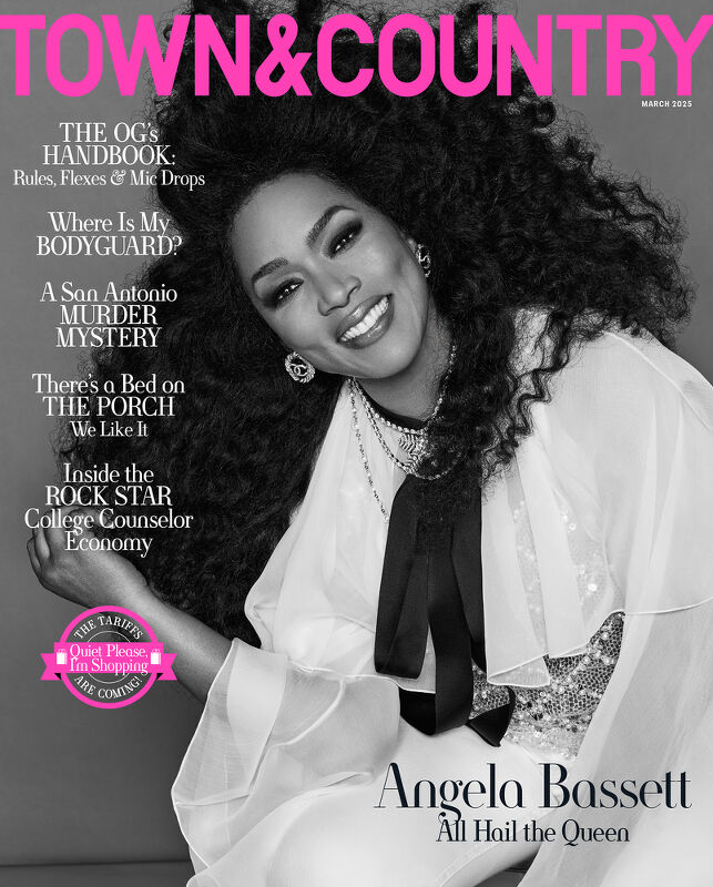Angela Bassett, Town & Country