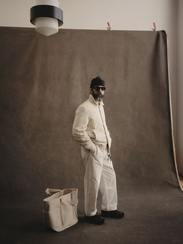 Aaron Levine, Zara Man