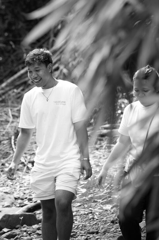 Women’s Earth Alliance