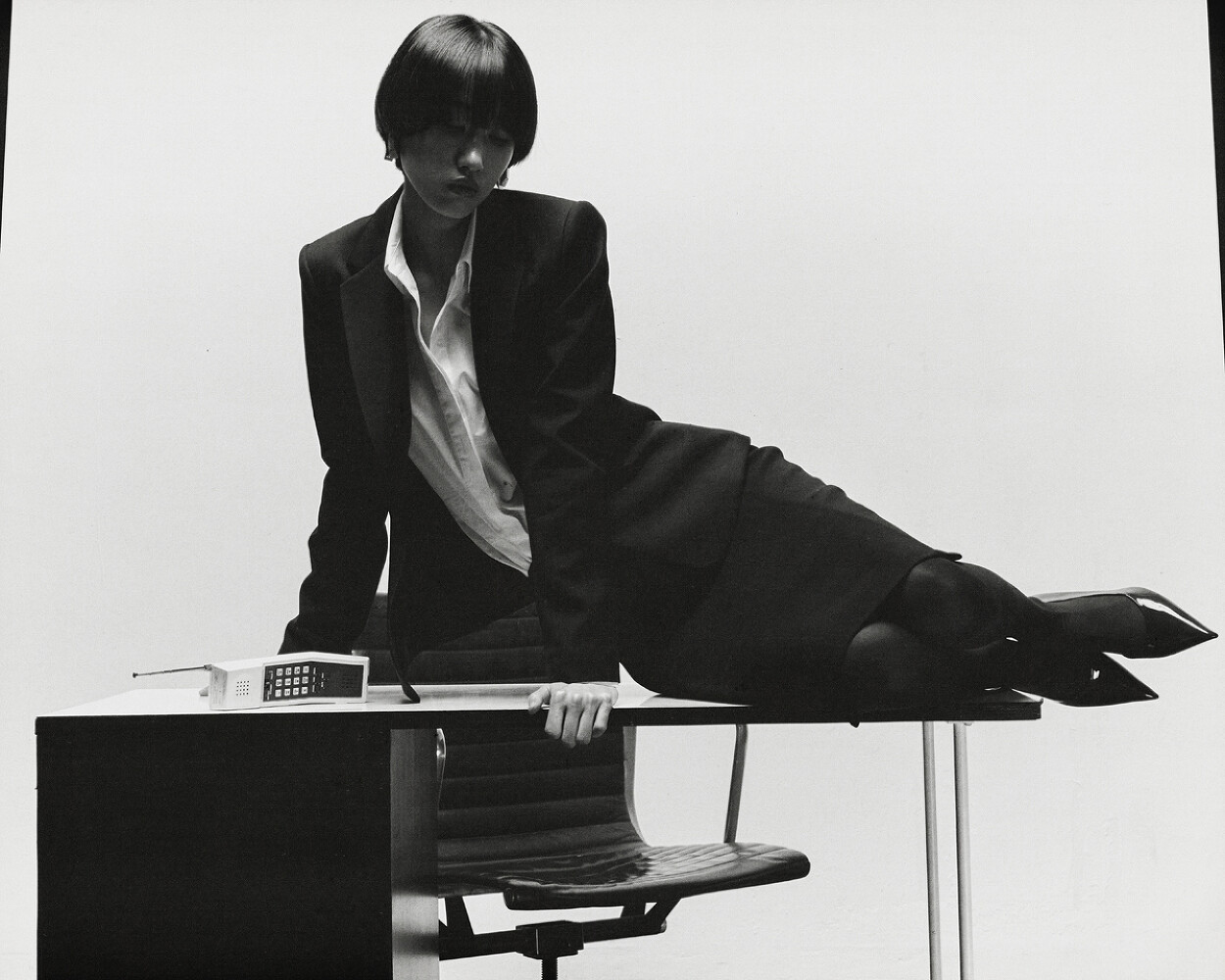 Lara Angelil — Office Hours