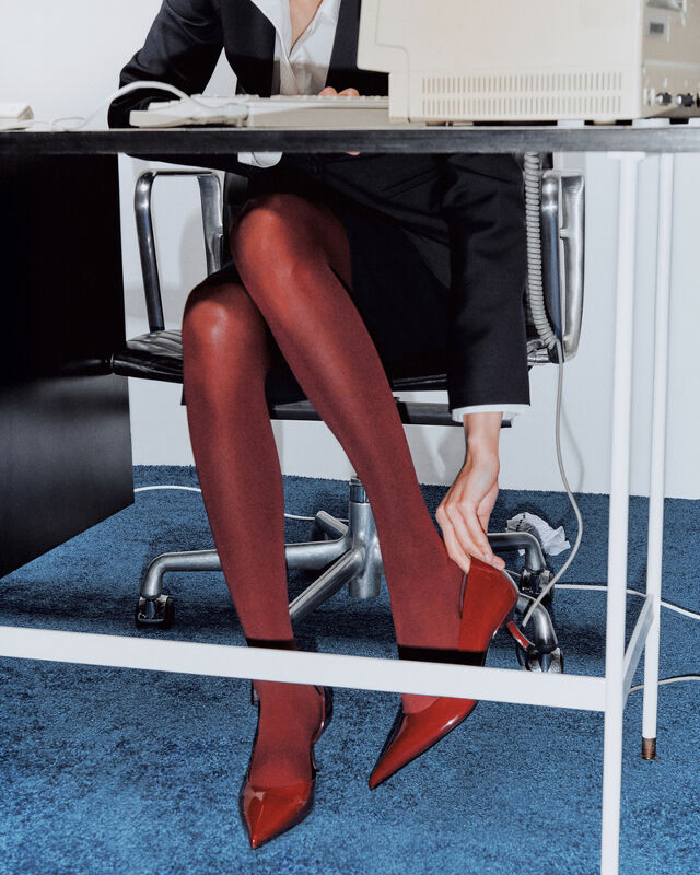 Lara Angelil — Office Hours