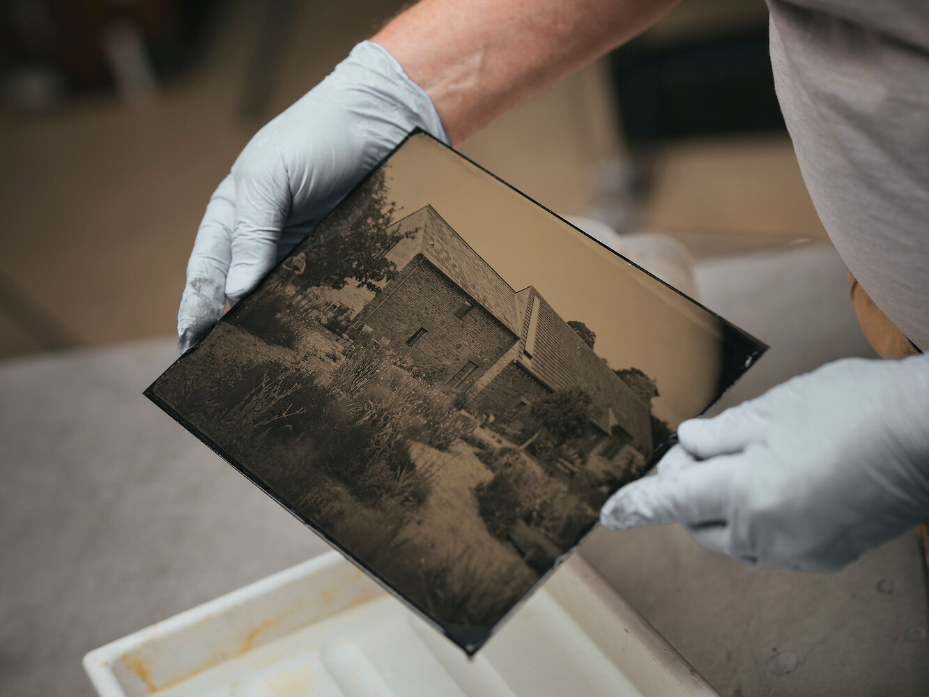 Tif Hunter, The Modern House