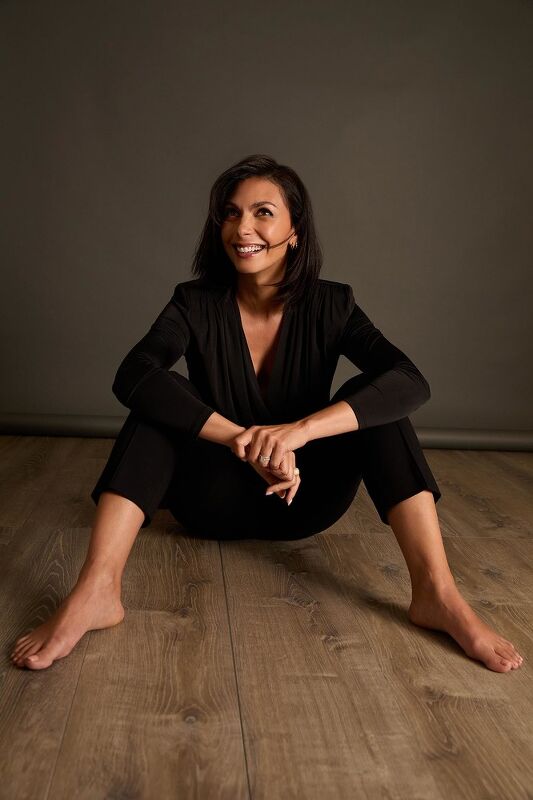 Morena Baccarin, TV Guide