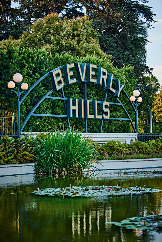 Beverly Hills Conference & Visitor Bureau