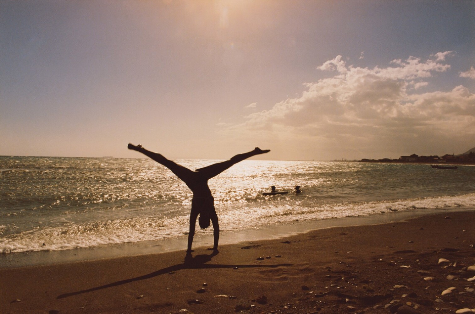 She Drives, She Surfs