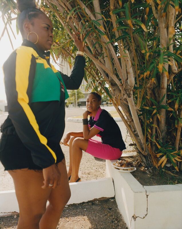 She Drives, She Surfs