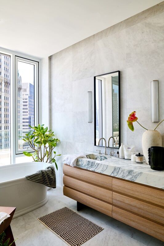 Sophia  Eleni  Pappas