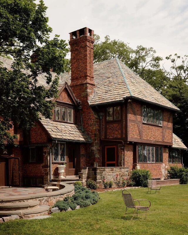 General Assembly, Architectural Digest