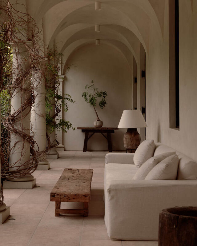 Clint Nicholas, Vogue Living