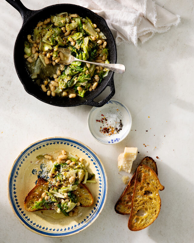 Maxi’s Kitchen: A Cookbook by Maxine Sharf