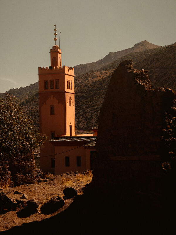 FT Weekend, Into the Atlas