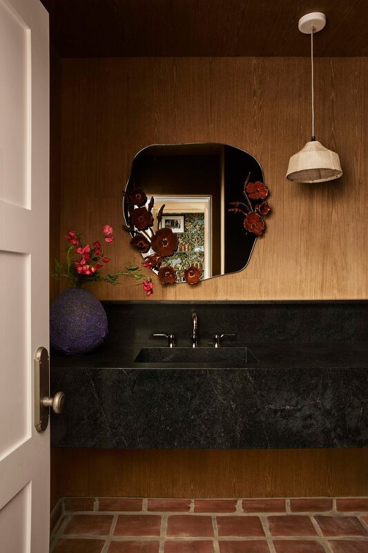 Lisa Rowe