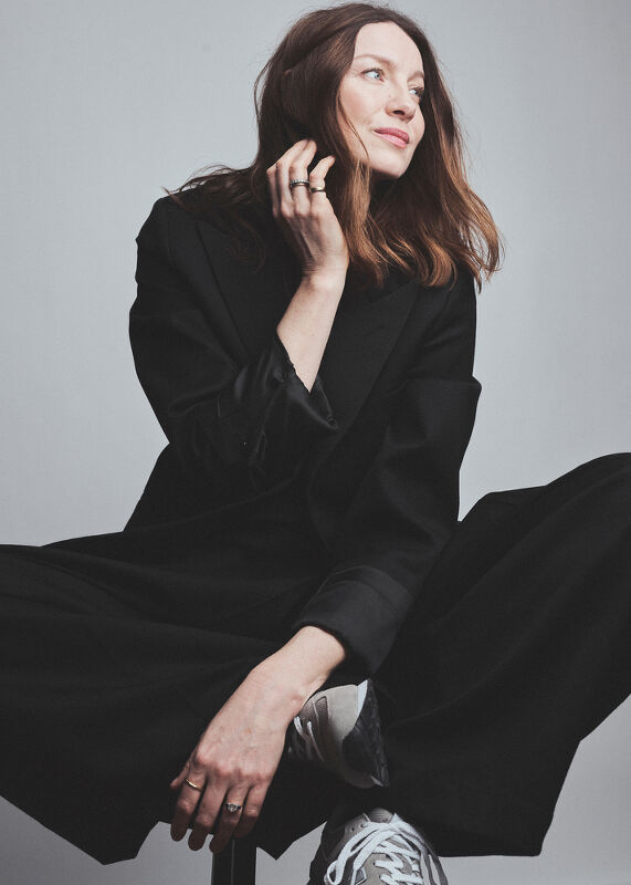 Caitríona Balfe, Elle
