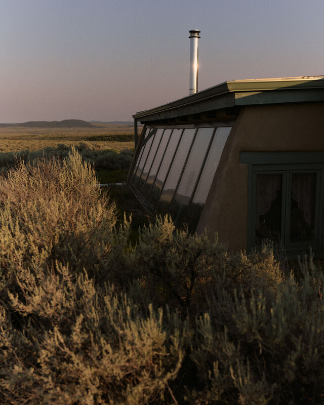 Earthship in Toas, World of Interiors