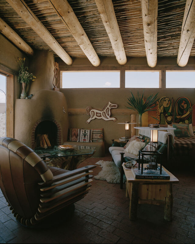 Earthship in Toas, World of Interiors